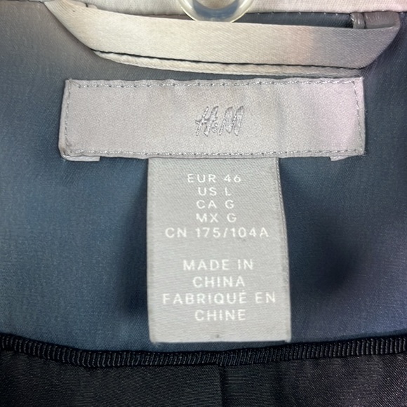 H&M Men's Tie Dye Classic Fit Blazer. Size: Large - Picture 6 of 12